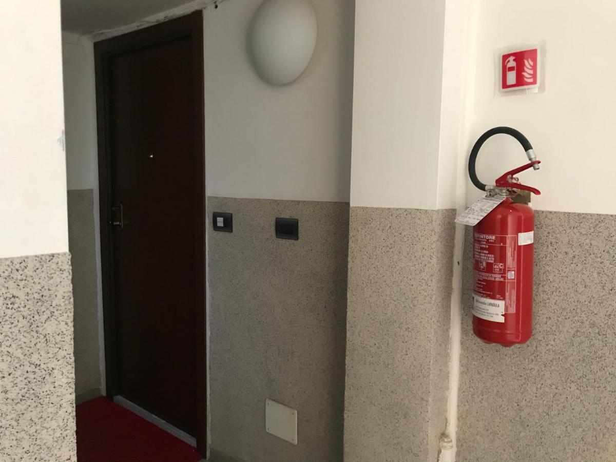 Studio 18 Appartamento Milano Esterno foto